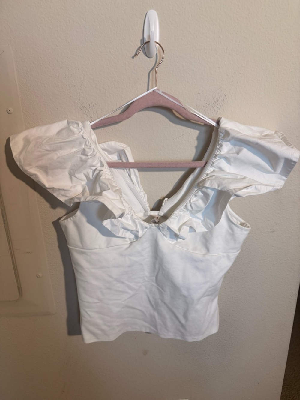 Dolan Left Coast White Ruffle Flutter Sleeve Zip Front Knit Top Medium